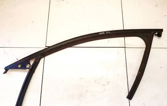 Mazda CX-30 Rubber seal front coupe door E9KGY06L2