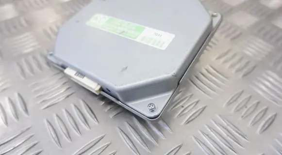 Lexus LS 460 - 600H Other control units/modules 8647050020