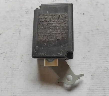 Toyota Camry Door central lock control unit/module 8974106020
