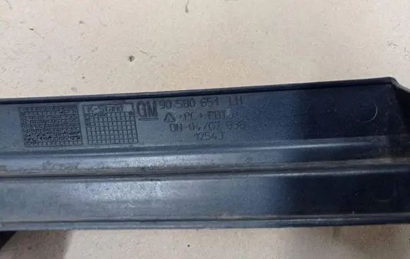 Opel Zafira A Under headlight/headlamp trim 90580651 12543