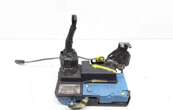 Volvo XC70 Front door lock