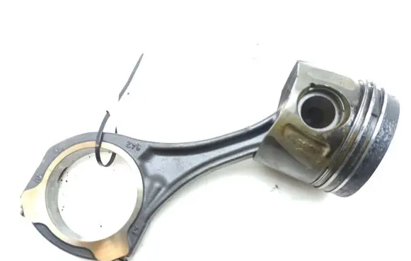 Piston with connecting rod