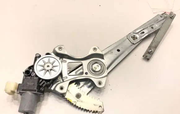 Mitsubishi Eclipse Cross Front door window regulator with motor 