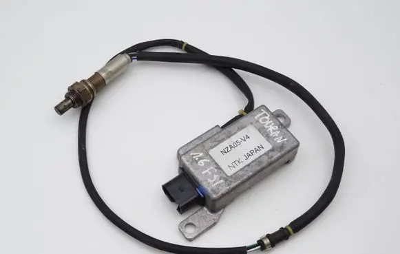 Volkswagen Touran I Lambda probe sensor NZA05-V4 NZA05V4