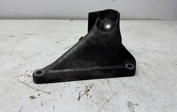 BMW 5 E60 E61 Engine mounting bracket EN1706AC 46000DF 6769153