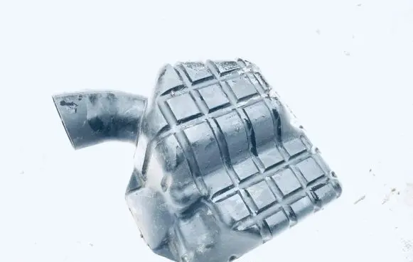 Intake resonator