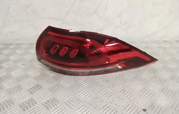 Mercedes-Benz GLE W167 Rear/tail lights A1679063204