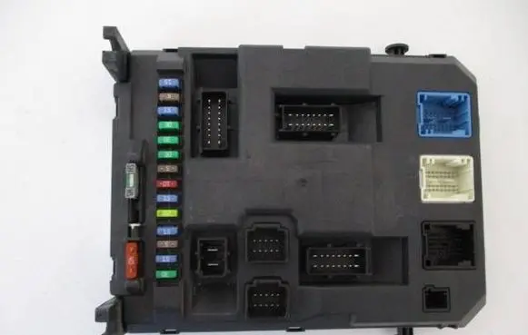Citroen C3 Comfort/convenience module 9664983280