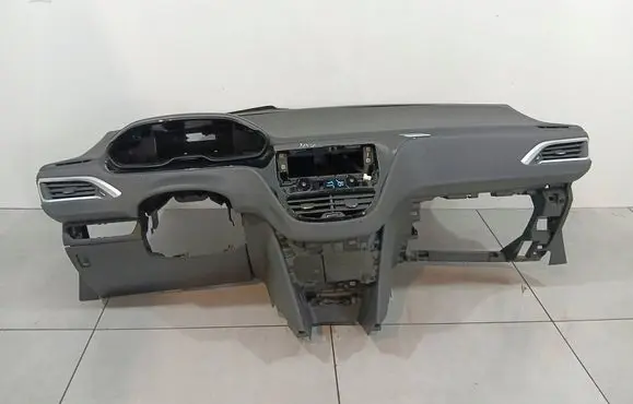 Peugeot 2008 I Dashboard