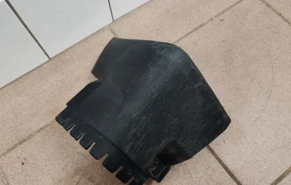 Audi A2 Side skirt rear trim 8Z0853579
