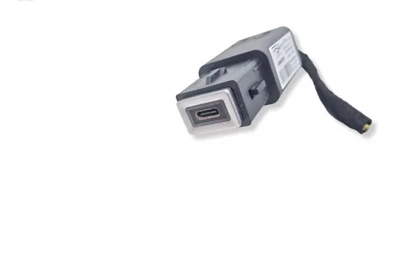 Peugeot 2008 II USB socket connector 98313506VV