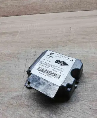Opel Vectra B Airbag control unit/module 90569350 5WK4188
