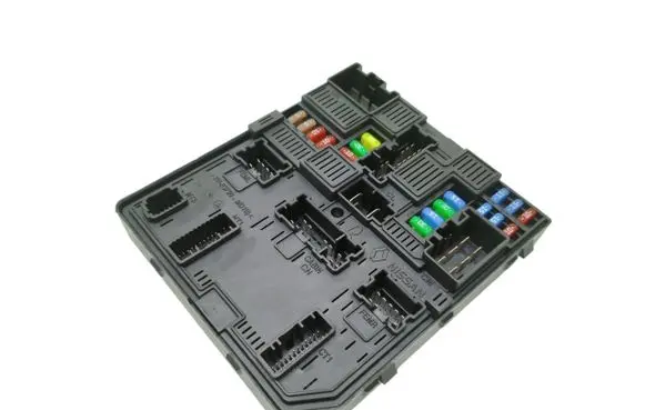 Renault Espace V (RFC) Fuse module 284B64601R 1764375961 58G112F10