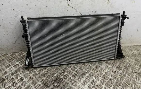 Ford Mustang Mach-E Radiator set LJ9H19710AD