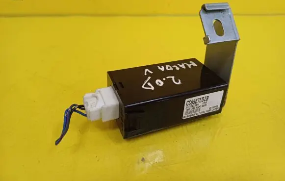Mazda 5 Door central lock control unit/module CC65675DZB