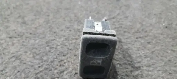 Seat Toledo I (1L) Electric window control switch 1L0959855