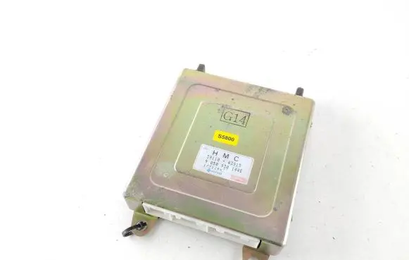 Hyundai H-1, Starex, Satellite Engine control unit/module 3911043915 177125X 9050930144F