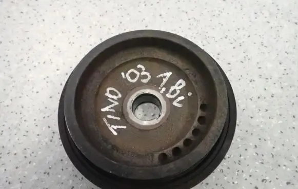 Nissan Almera N16 Crankshaft pulley
