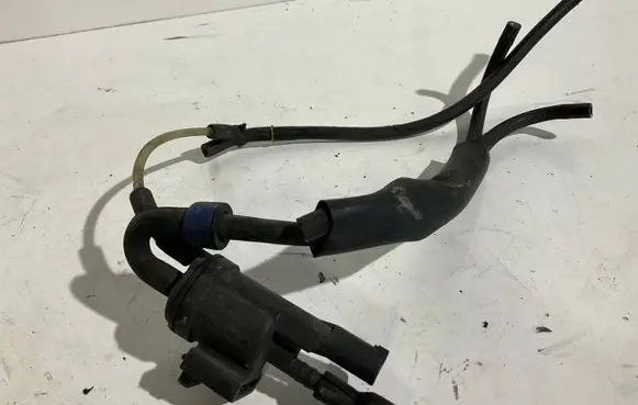 Mercedes-Benz CL C215 Vacuum valve 0025401497