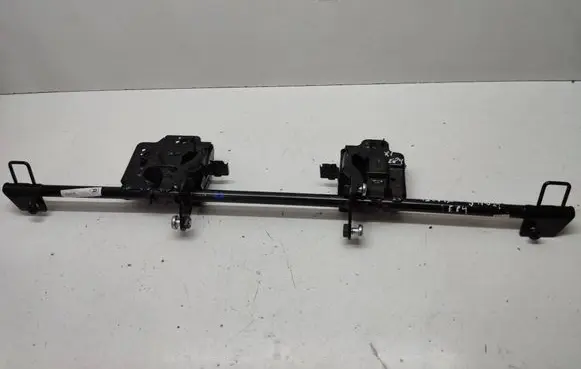 BMW X1 E84 ISOFIX Bracket 1747209 4036898