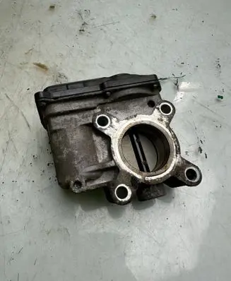 Renault Scenic III - Grand scenic III Throttle valve 8200570865D 9D29
