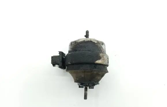 Audi A6 S6 C5 4B Engine mount bracket