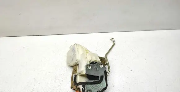 Mitsubishi Galant Front door lock