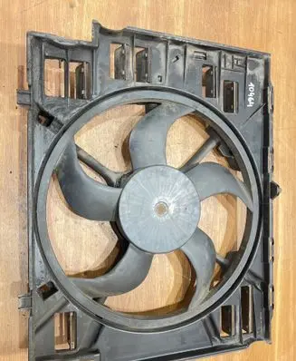 BMW 5 E60 E61 Electric radiator cooling fan L8436001 84030019