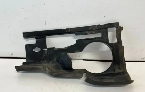 Volvo V70 Intercooler air guide/duct channel 31214424