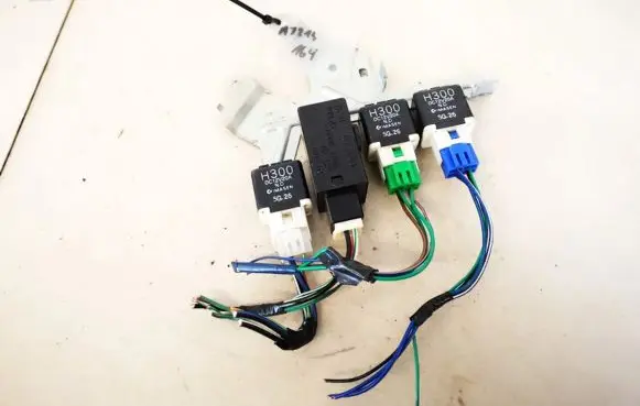Mazda Xedos 9 Fuse box set bcie67830