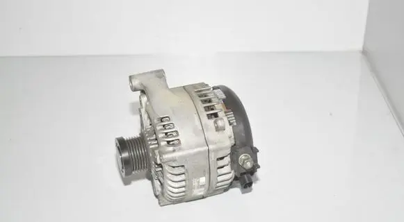 BMW X1 E84 Generator/alternator 7605478 12317605478 5A5BB80