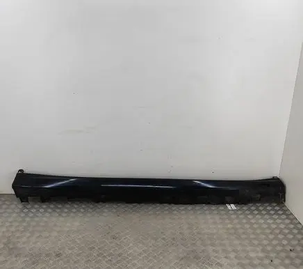 BMW X7 G07 Sill 8745430