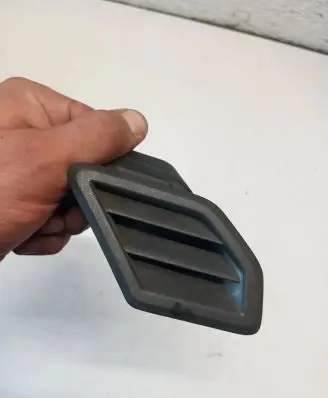 Volvo V70 Dashboard air vent grill cover trim 9184631