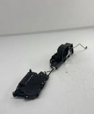 BMW 5 F10 F11 Rear door soft close latching motor 7154516