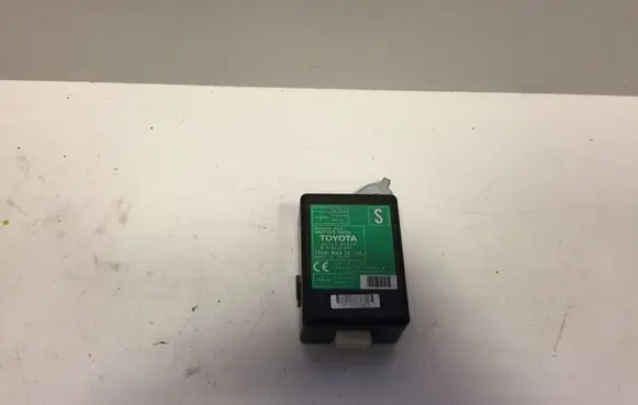 Toyota RAV 4 (XA30) Door control unit/module 8974042020