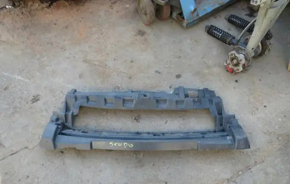 Citroen Jumpy Top upper radiator support slam panel