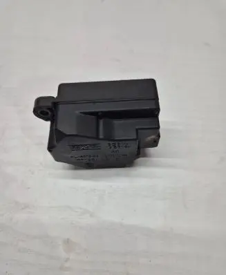 Volvo S80 Air flap motor/actuator PL1607526 19F616 060519