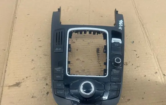 Audi A5 8T 8F Head unit multimedia control 8T0919609 900252440001