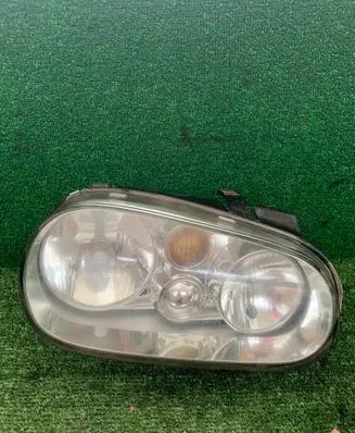 Volkswagen Golf IV Headlight/headlamp 