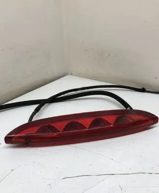 Peugeot 208 Third/center stoplight