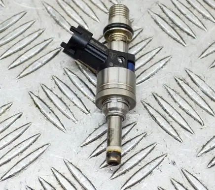 Porsche Cayenne (92A) Fuel injector 94811012822 103507514