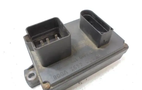 Smart ForTwo I Glow plug pre-heat relay 0004491V008