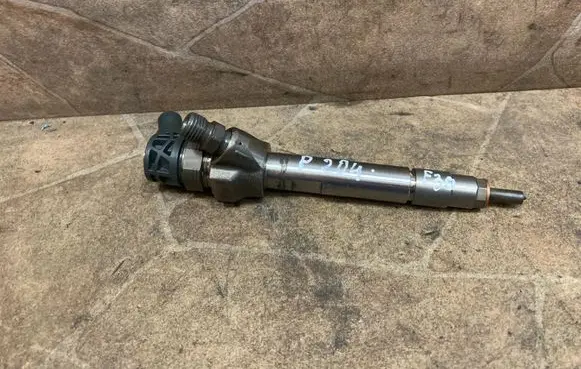 BMW 3 F30 F35 F31 Fuel injector 8514146