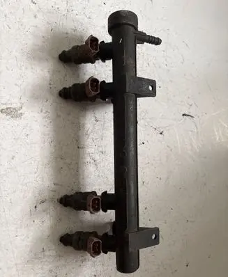 Skoda Fabia Mk1 (6Y) Fuel main line pipe 047133321J
