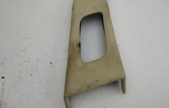 Maserati Ghibli (B) pillar trim (top) 06700113850