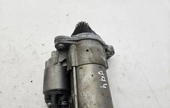 Volkswagen Tiguan Starter motor 02M911022F 0001179602