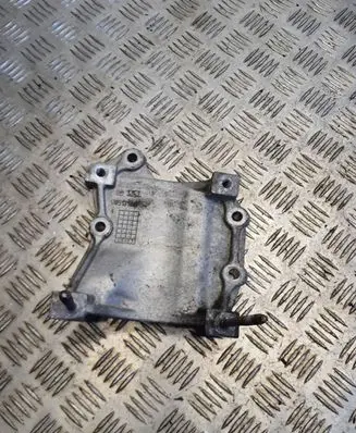 Chrysler Grand Voyager V A/C compressor mount bracket 90513199F
