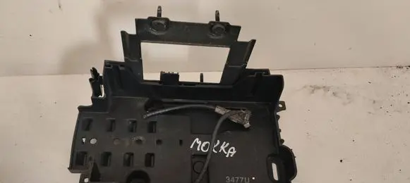 Opel Mokka Battery tray 95418182