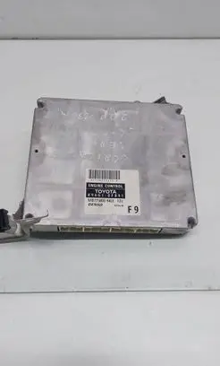 Toyota Corolla Verso AR10 Engine control unit/module 896610F091 MB1758009431