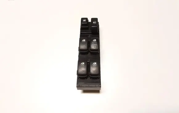 Hyundai Tucson JM Electric window control switch